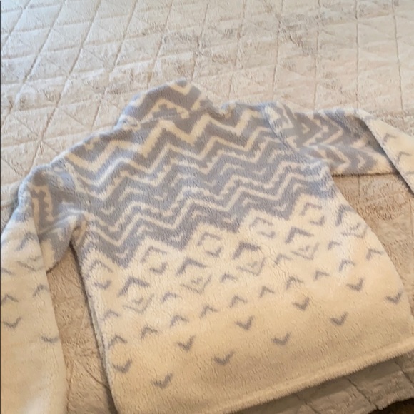 Pink Sherpa Swetashirt - Picture 2 of 2